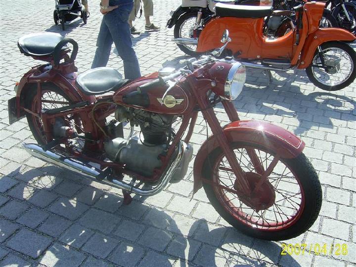 sa400092 111.jpg